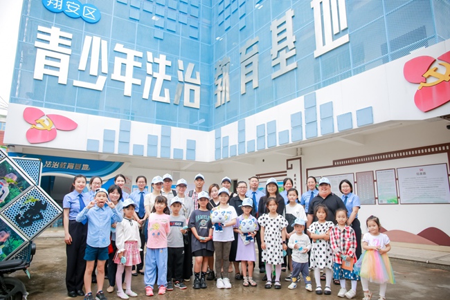 5��28�գ������������谲�����ժ���谲��ί̨�۰ĺ����칫�����ͽ�չ�������ļ� ͯ�ĵ��с���쿪���ջ����������̨��δ��������ů���ҳ����谲δ������у�����ҳ������˴�����ȳμӡ��������谲�����ժ��ͼ