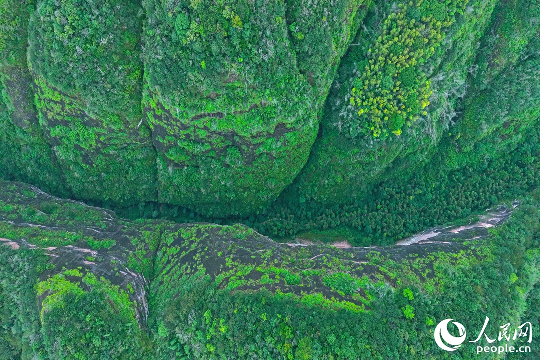 三明市泰宁县拥有6500万年前的丹霞地貌。人民网 李昌乾摄