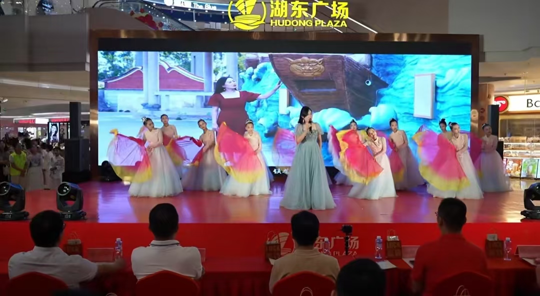 民族团结进步宣传月活动现场